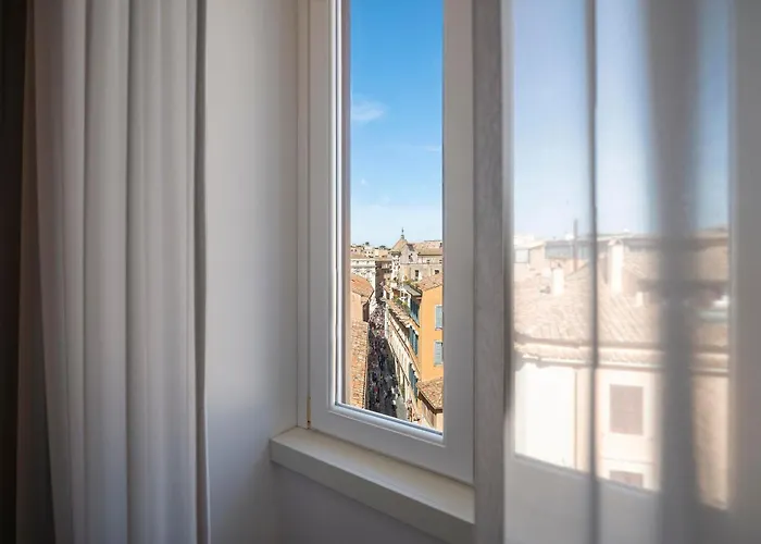 Sjr Luxury Trevi Fountain Daire